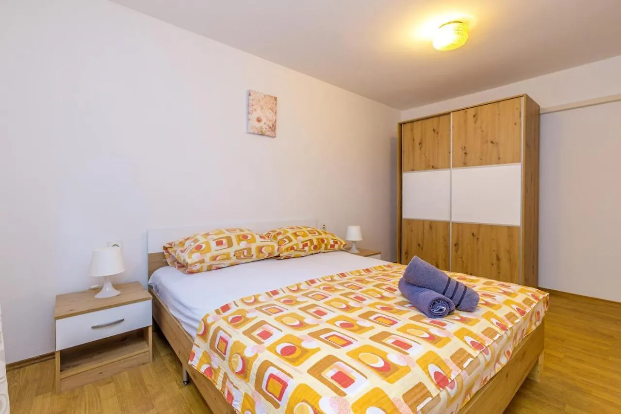 Apartments Slavko Pula Pensjonat